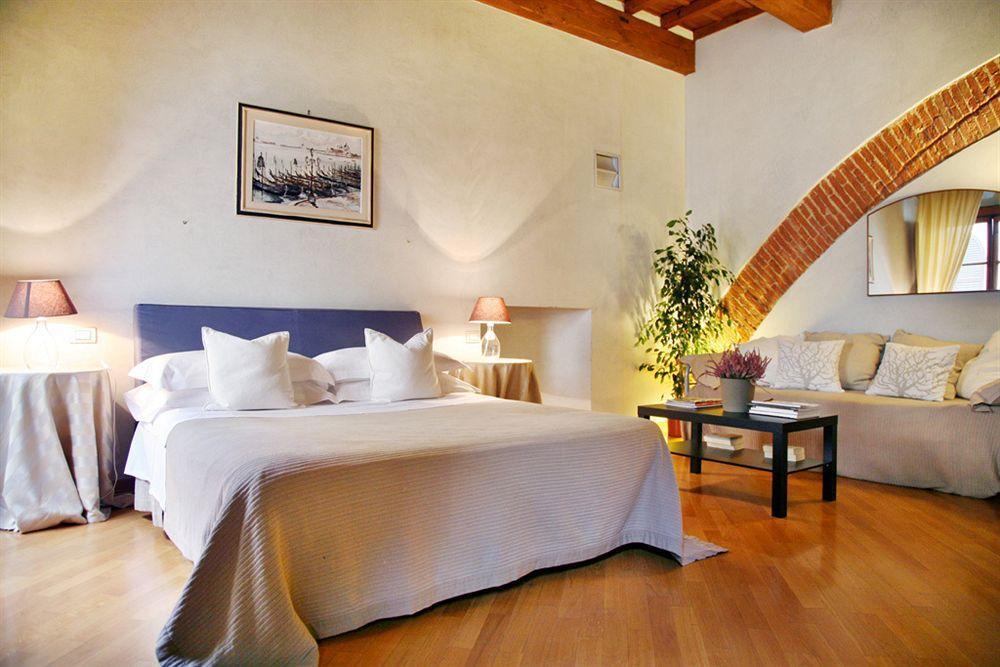Capri Moon Guest House Флоренция Экстерьер фото